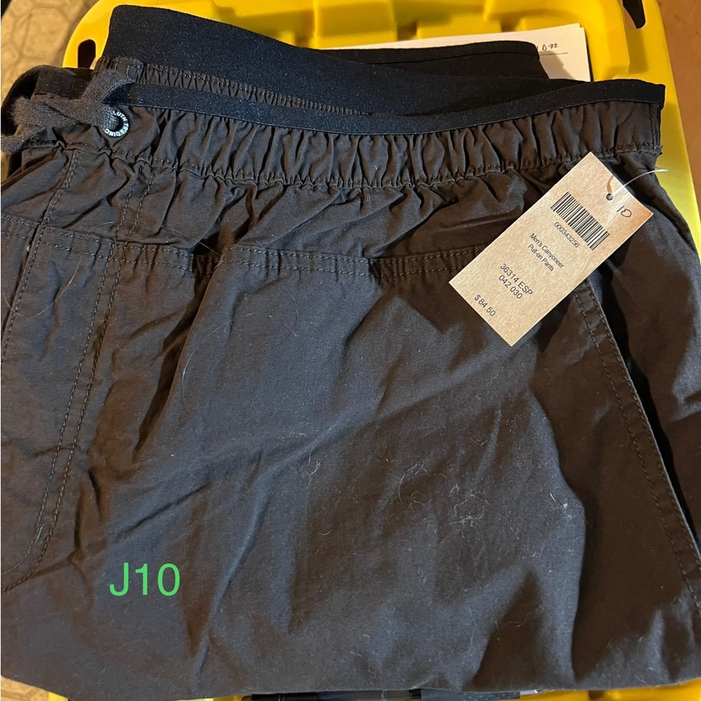 J10 Duluth Trading Company Canyoneer Pull On Pants 42Wx30L Dark Brown NWT